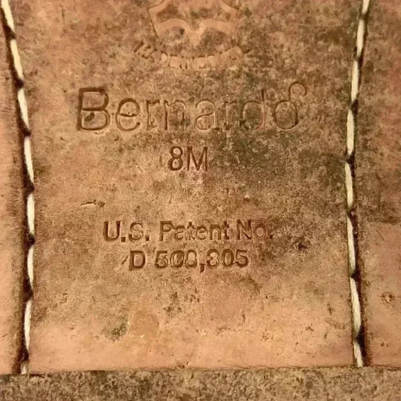 Bernardo sandal 8 brown holographic patent leather - Picture 7 of 11